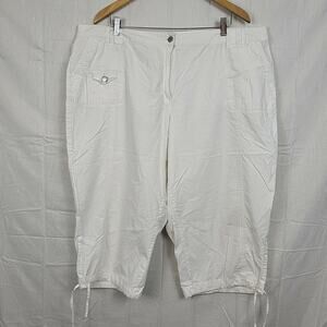 Dressbarn Womens White Regular Fit Cotton Flat Front Bermuda Shorts Size 22 W